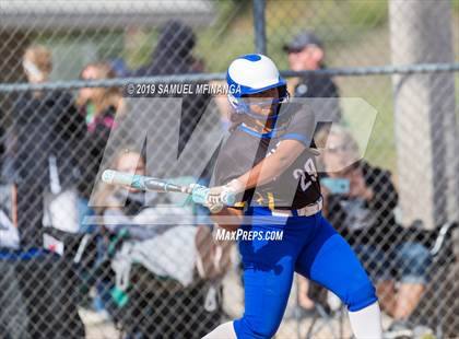 Thumbnail 1 in Kearney vs. Lincoln East photogallery.