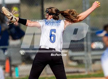 Thumbnail 1 in Kearney vs. Lincoln East photogallery.