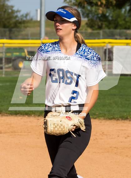 Thumbnail 2 in Kearney vs. Lincoln East photogallery.