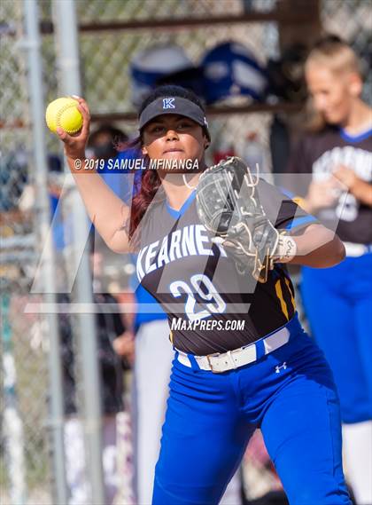Thumbnail 1 in Kearney vs. Lincoln East photogallery.