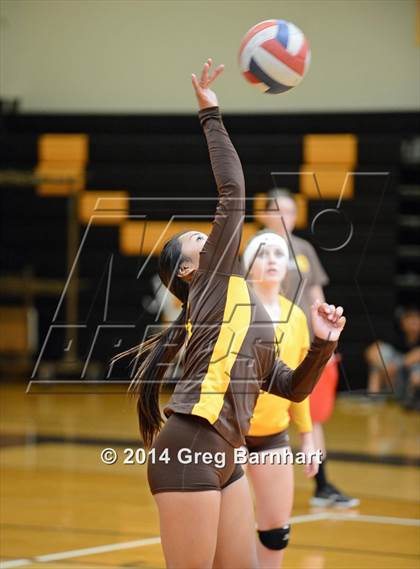 Thumbnail 2 in Inderkum @ Yuba City photogallery.