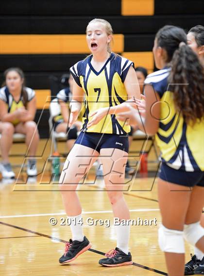 Thumbnail 1 in Inderkum @ Yuba City photogallery.