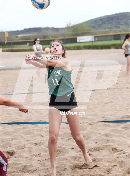 Thumbnail 2 in Mountain Ridge Pool Play (OC Beach Invitational) photogallery.