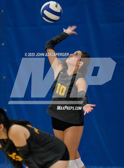 Thumbnail 2 in JV: Peninsula @ Wiseburn- Da Vinci photogallery.