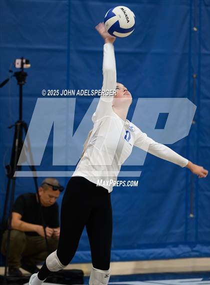 Thumbnail 3 in JV: Peninsula @ Wiseburn- Da Vinci photogallery.