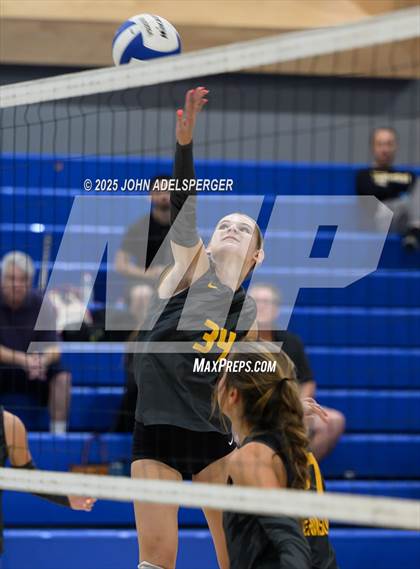 Thumbnail 1 in JV: Peninsula @ Wiseburn- Da Vinci photogallery.