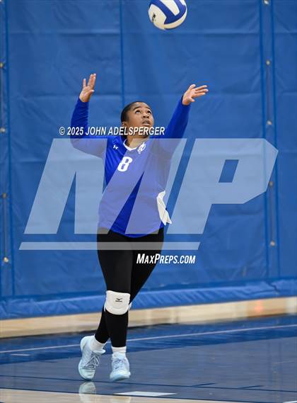 Thumbnail 3 in JV: Peninsula @ Wiseburn- Da Vinci photogallery.