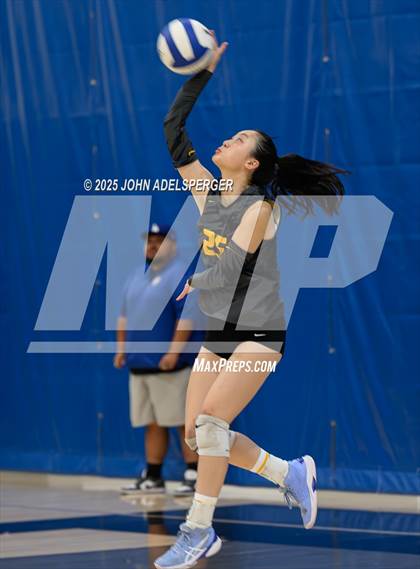 Thumbnail 3 in JV: Peninsula @ Wiseburn- Da Vinci photogallery.