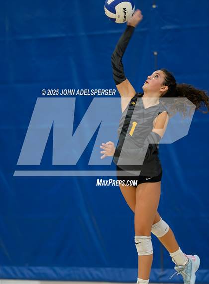 Thumbnail 2 in JV: Peninsula @ Wiseburn- Da Vinci photogallery.