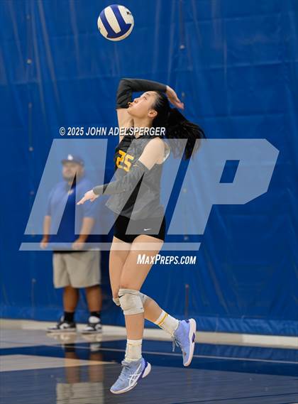Thumbnail 2 in JV: Peninsula @ Wiseburn- Da Vinci photogallery.