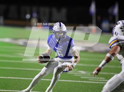 Thumbnail 2 in Sunnyvale vs. Van Alstyne (UIL 4A D2 Football Bi District) photogallery.