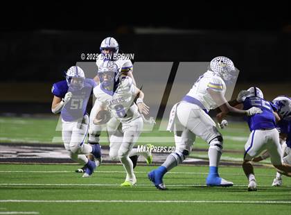 Thumbnail 3 in Sunnyvale vs. Van Alstyne (UIL 4A D2 Football Bi District) photogallery.