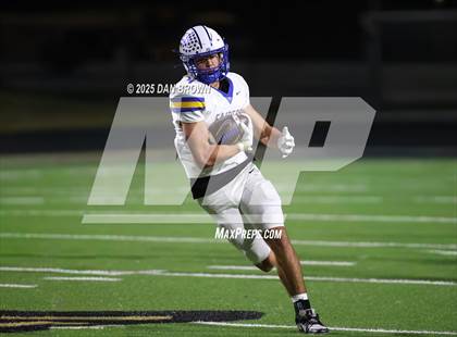 Thumbnail 1 in Sunnyvale vs. Van Alstyne (UIL 4A D2 Football Bi District) photogallery.