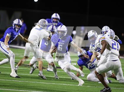 Thumbnail 1 in Sunnyvale vs. Van Alstyne (UIL 4A D2 Football Bi District) photogallery.