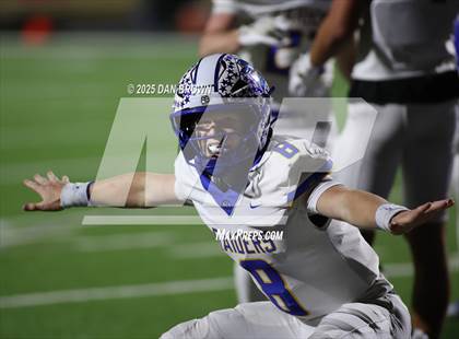 Thumbnail 1 in Sunnyvale vs. Van Alstyne (UIL 4A D2 Football Bi District) photogallery.