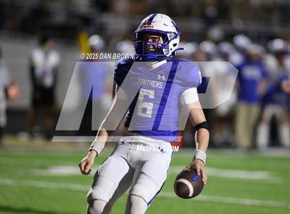 Thumbnail 1 in Sunnyvale vs. Van Alstyne (UIL 4A D2 Football Bi District) photogallery.
