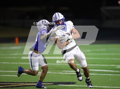 Thumbnail 3 in Sunnyvale vs. Van Alstyne (UIL 4A D2 Football Bi District) photogallery.