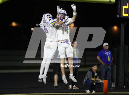 Thumbnail 3 in Sunnyvale vs. Van Alstyne (UIL 4A D2 Football Bi District) photogallery.