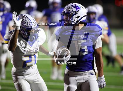 Thumbnail 3 in Sunnyvale vs. Van Alstyne (UIL 4A D2 Football Bi District) photogallery.