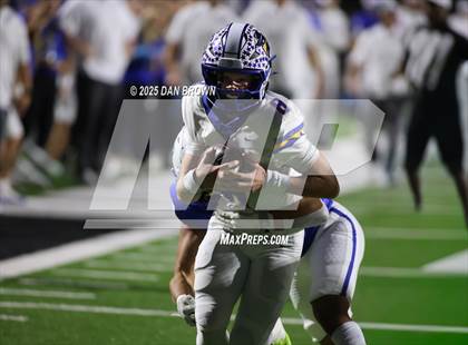 Thumbnail 2 in Sunnyvale vs. Van Alstyne (UIL 4A D2 Football Bi District) photogallery.