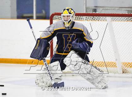 Thumbnail 1 in Housatonic/Northwestern @ New Fairfield/Immaculate photogallery.