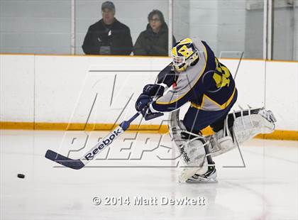 Thumbnail 1 in Housatonic/Northwestern @ New Fairfield/Immaculate photogallery.