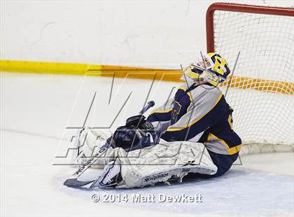 Thumbnail 1 in Housatonic/Northwestern @ New Fairfield/Immaculate photogallery.