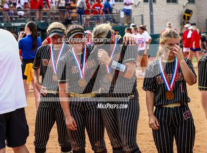 Thumbnail 2 in Coahoma vs. Whitesboro (UIL 3A Softball Semifinal) photogallery.
