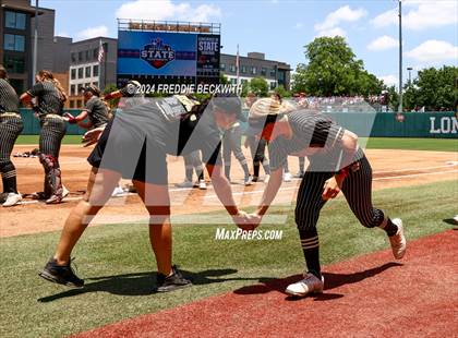 Thumbnail 1 in Coahoma vs. Whitesboro (UIL 3A Softball Semifinal) photogallery.
