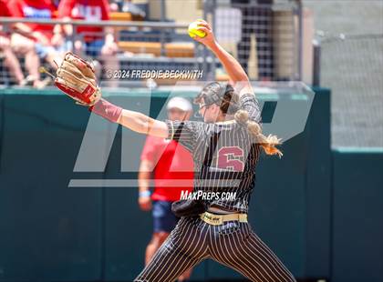 Thumbnail 1 in Coahoma vs. Whitesboro (UIL 3A Softball Semifinal) photogallery.