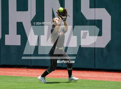 Thumbnail 1 in Coahoma vs. Whitesboro (UIL 3A Softball Semifinal) photogallery.