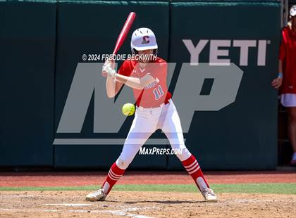 Thumbnail 3 in Coahoma vs. Whitesboro (UIL 3A Softball Semifinal) photogallery.