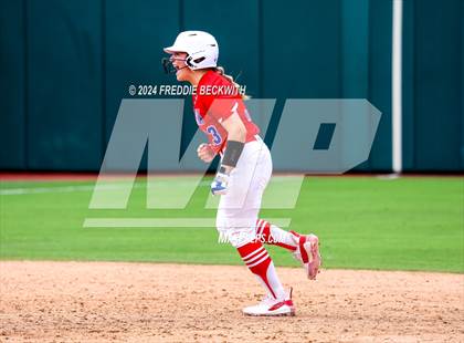 Thumbnail 2 in Coahoma vs. Whitesboro (UIL 3A Softball Semifinal) photogallery.