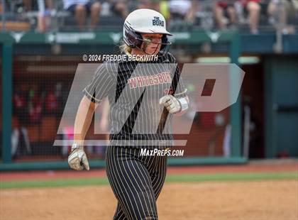 Thumbnail 3 in Coahoma vs. Whitesboro (UIL 3A Softball Semifinal) photogallery.