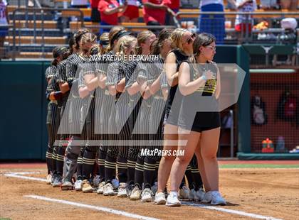 Thumbnail 1 in Coahoma vs. Whitesboro (UIL 3A Softball Semifinal) photogallery.