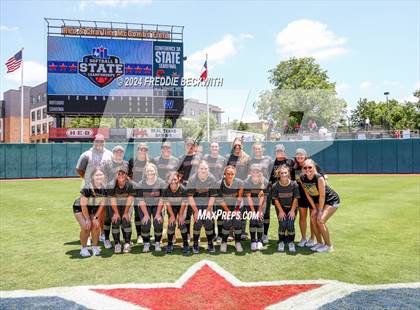 Thumbnail 1 in Coahoma vs. Whitesboro (UIL 3A Softball Semifinal) photogallery.