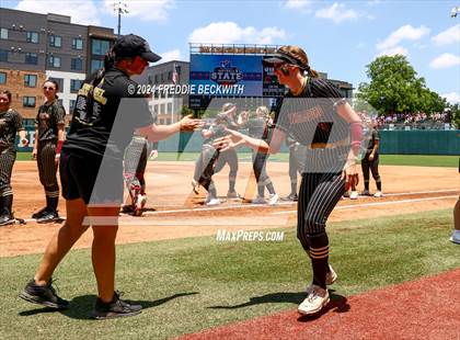Thumbnail 2 in Coahoma vs. Whitesboro (UIL 3A Softball Semifinal) photogallery.