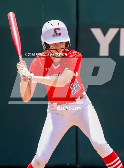Thumbnail 3 in Coahoma vs. Whitesboro (UIL 3A Softball Semifinal) photogallery.