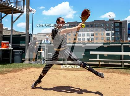 Thumbnail 2 in Coahoma vs. Whitesboro (UIL 3A Softball Semifinal) photogallery.
