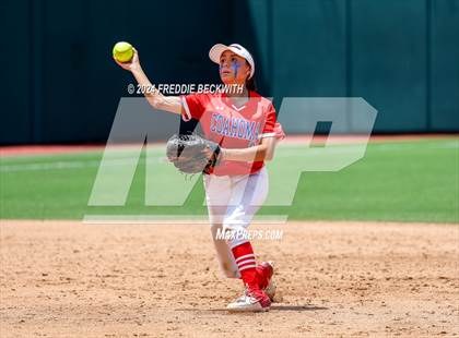 Thumbnail 1 in Coahoma vs. Whitesboro (UIL 3A Softball Semifinal) photogallery.