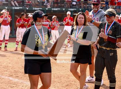 Thumbnail 2 in Coahoma vs. Whitesboro (UIL 3A Softball Semifinal) photogallery.