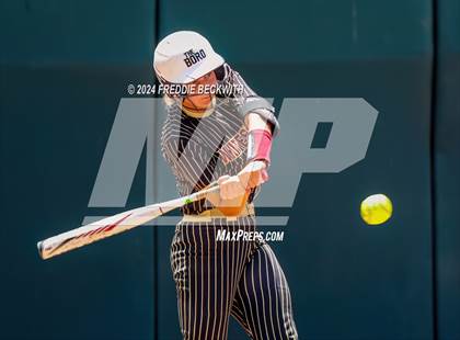 Thumbnail 3 in Coahoma vs. Whitesboro (UIL 3A Softball Semifinal) photogallery.