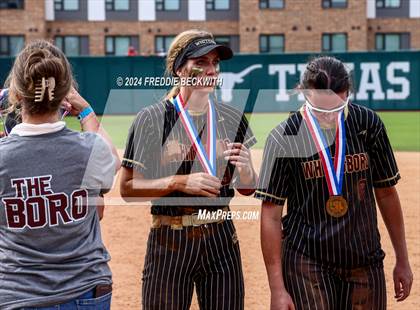 Thumbnail 3 in Coahoma vs. Whitesboro (UIL 3A Softball Semifinal) photogallery.