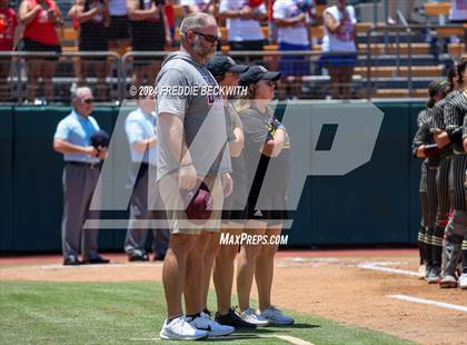 Thumbnail 2 in Coahoma vs. Whitesboro (UIL 3A Softball Semifinal) photogallery.