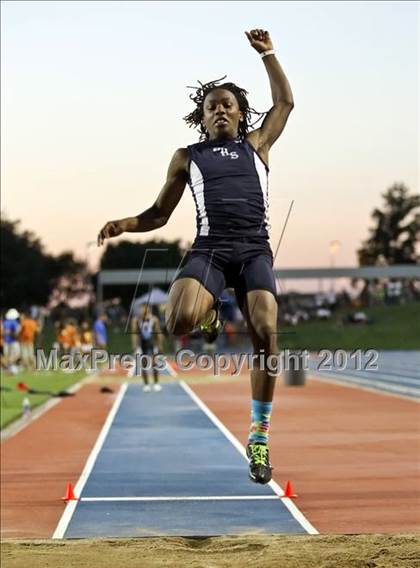 Thumbnail 3 in CIF CS Masters Championships (Boys Field Events) photogallery.