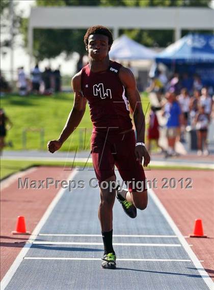 Thumbnail 2 in CIF CS Masters Championships (Boys Field Events) photogallery.