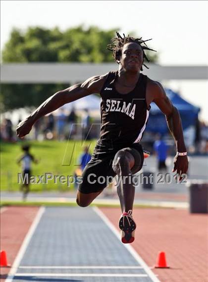 Thumbnail 2 in CIF CS Masters Championships (Boys Field Events) photogallery.