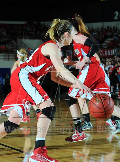 Thumbnail 3 in Wamego vs. McPherson (KSHSAA State 4A Final) photogallery.
