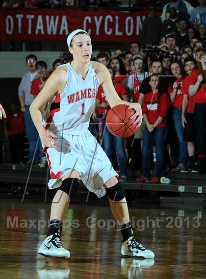 Thumbnail 2 in Wamego vs. McPherson (KSHSAA State 4A Final) photogallery.