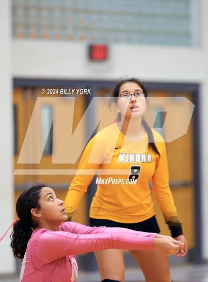 Thumbnail 3 in Grand Saline vs Winona photogallery.